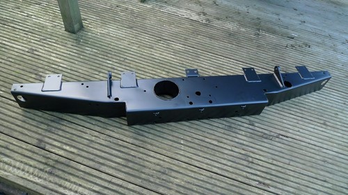 Land rover rear body chassis - body,